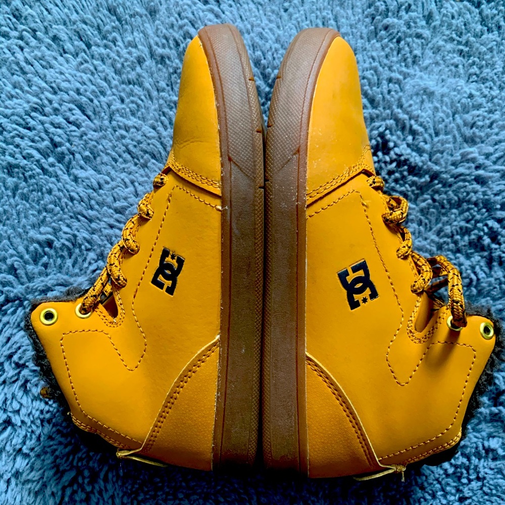 DC Crisis High Skate Shoe - Little Kid